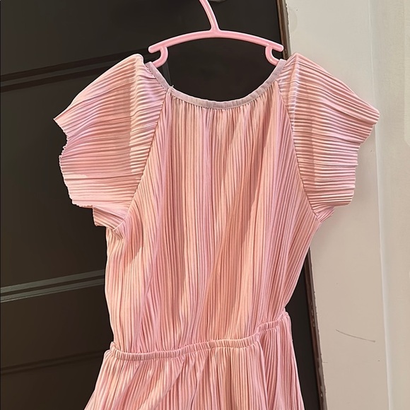 H&M Pink One Piece Blouse with Flutter Sleeves and Gathered Waist - Picture 6 of 7